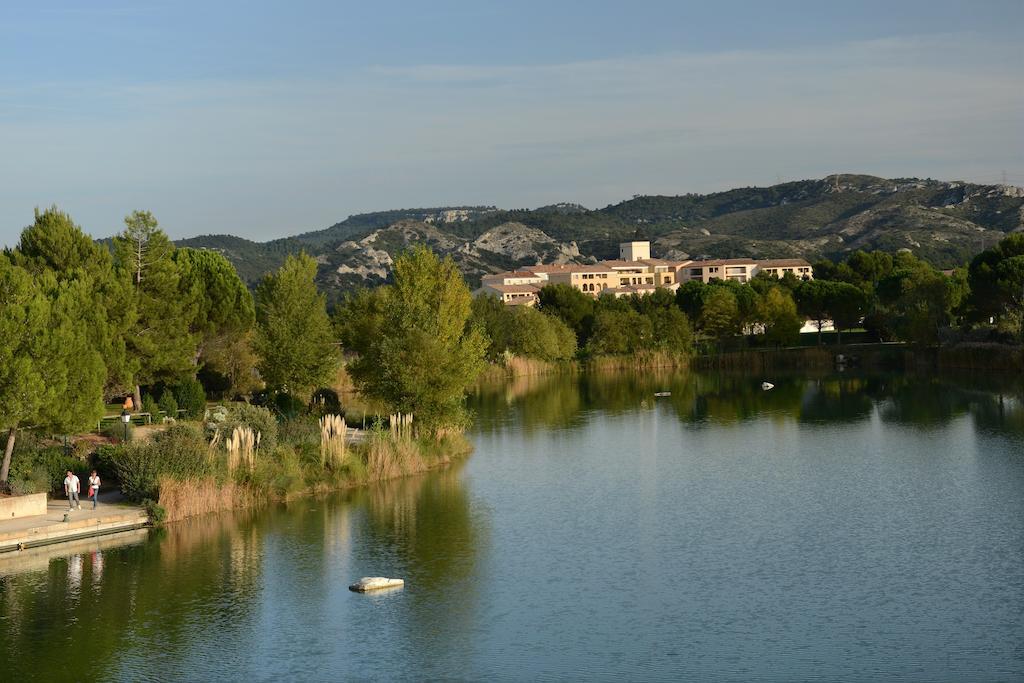 Residence Les Coteaux De Pont-Royal - Maeva Home Mallemort Bagian luar foto